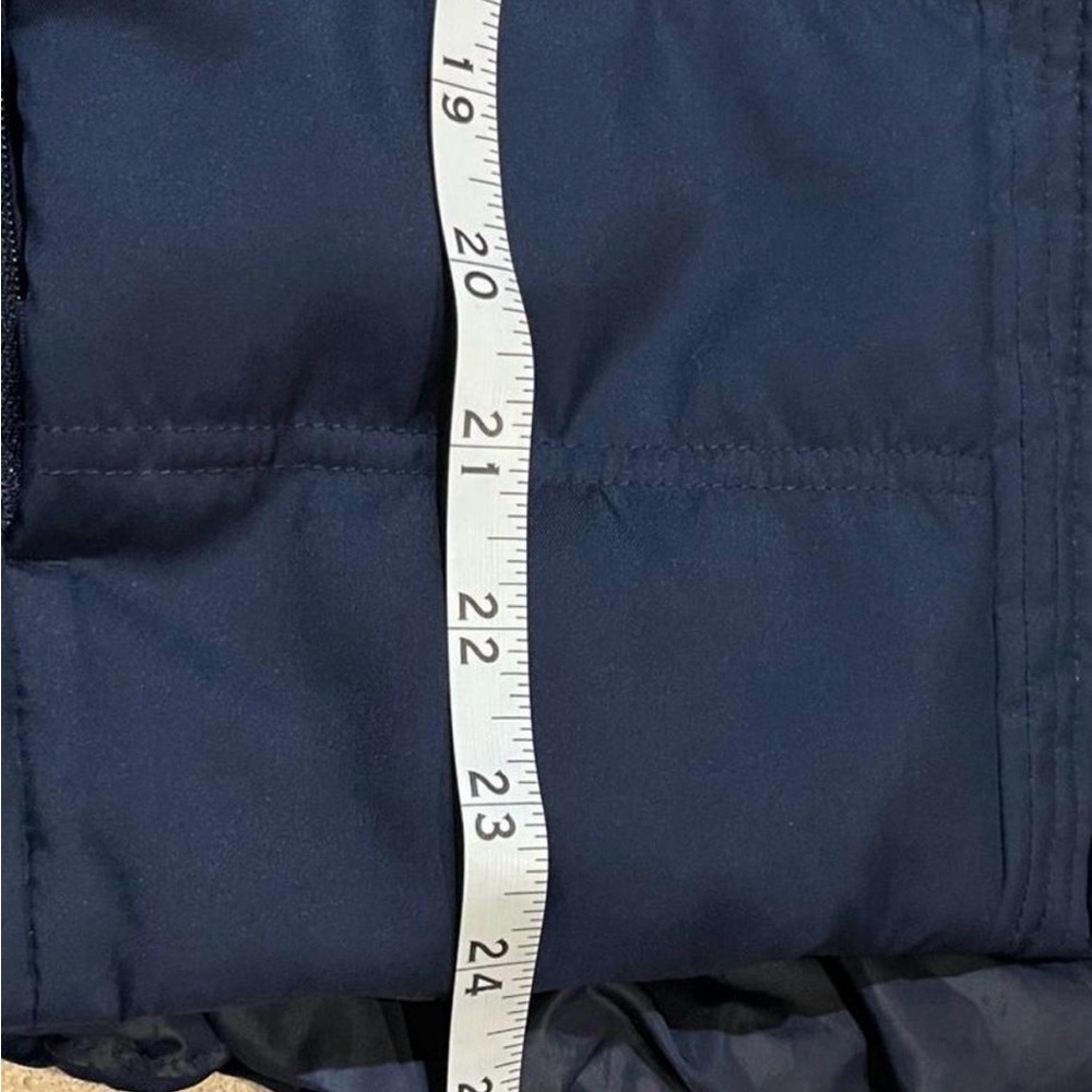 Nike Women's Dark Blue Lightweight Puffer Jacket Size Small Activewear Workout - Picture 4 of 6